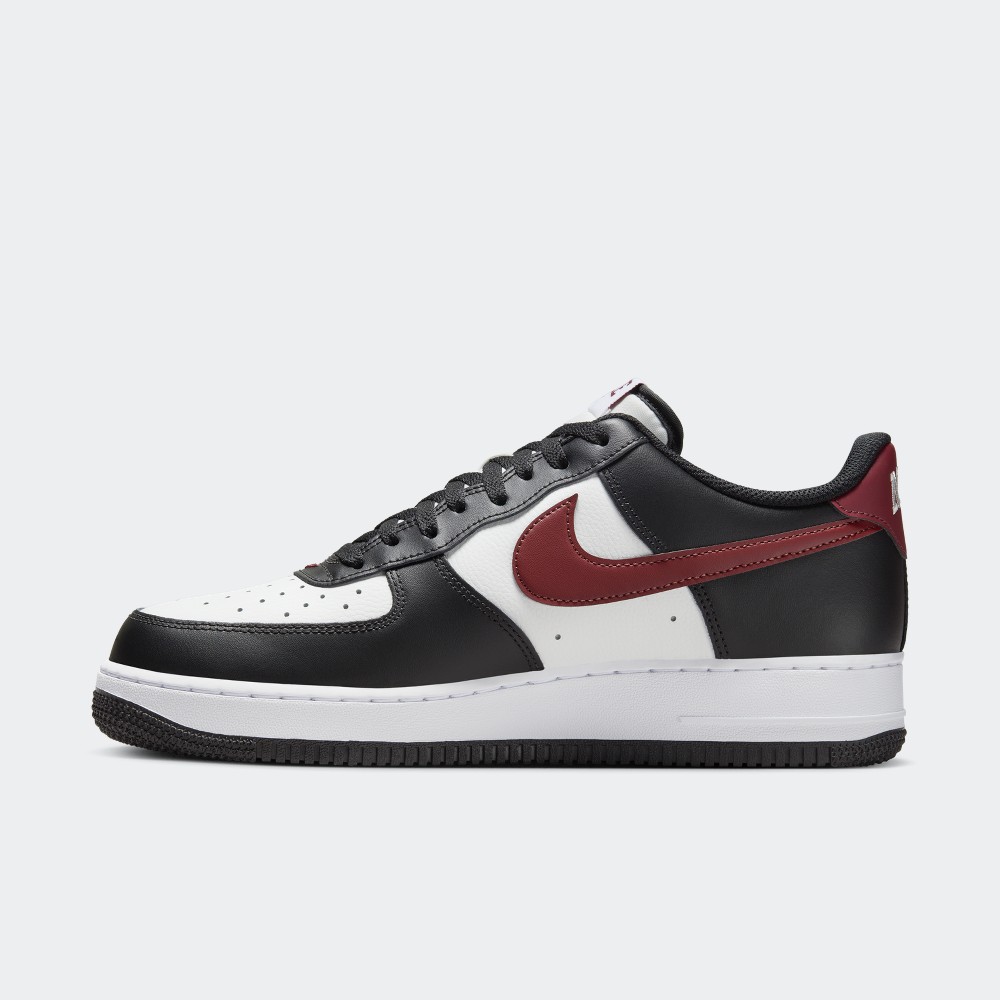 ⭐︎NIKE AIR FORCE 1 '07 ブラック/レッド ⭐︎ Nike Air Force 1 '07 