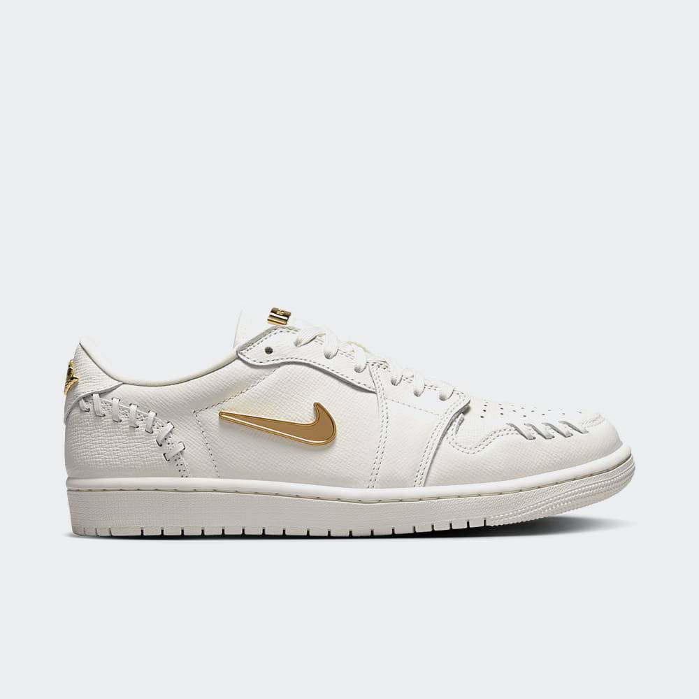 Nike Air Jordan Metallic Gold Air Jordan High OG 'Black And Gold