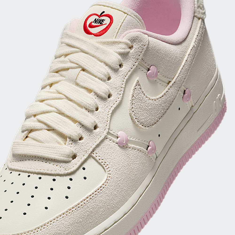 Release Date Nike Air Force Valentine's Day Edition Nike Kids