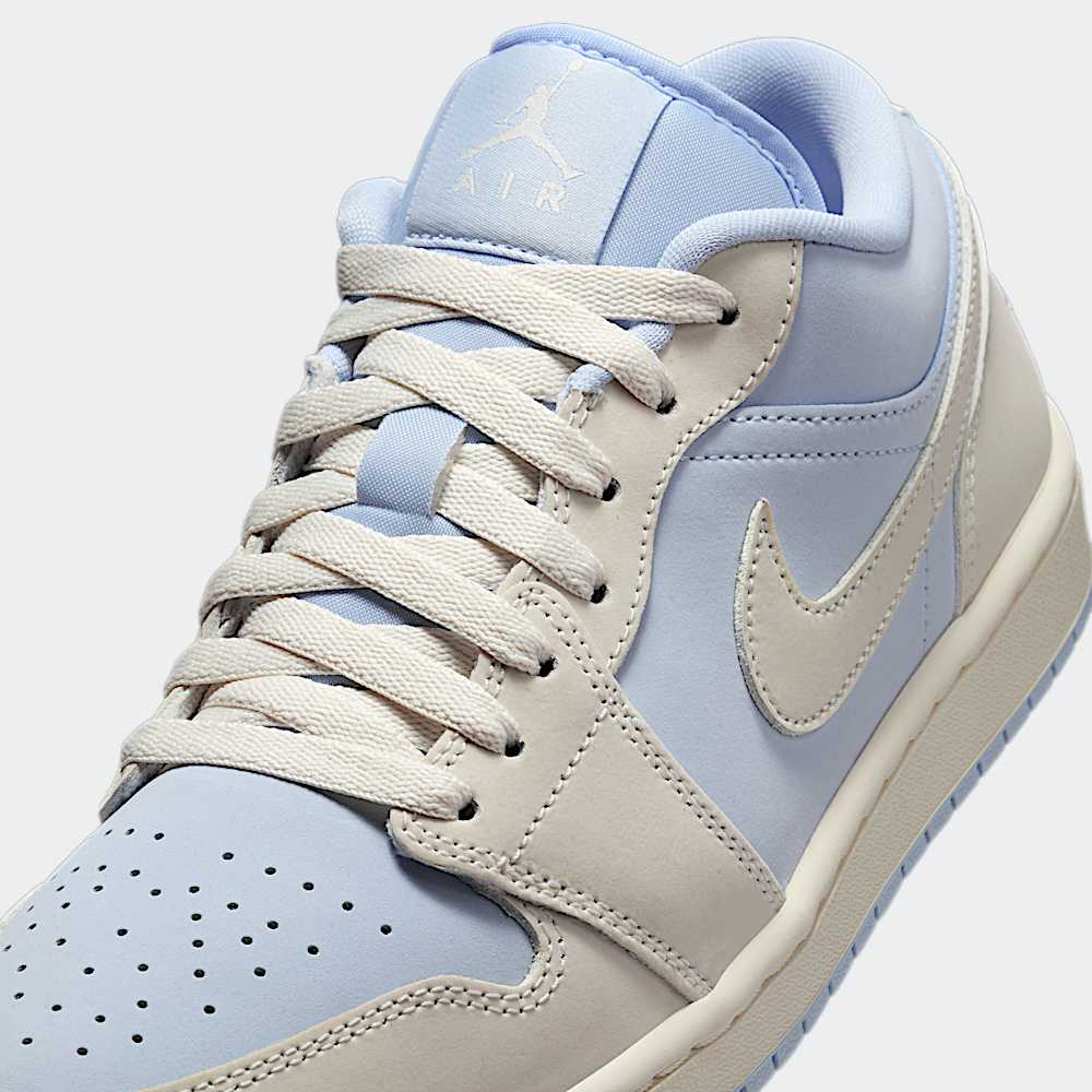 Sneaker 1er Jordan Hellblau Jordan Air Jordan Low (GS) Sneaker