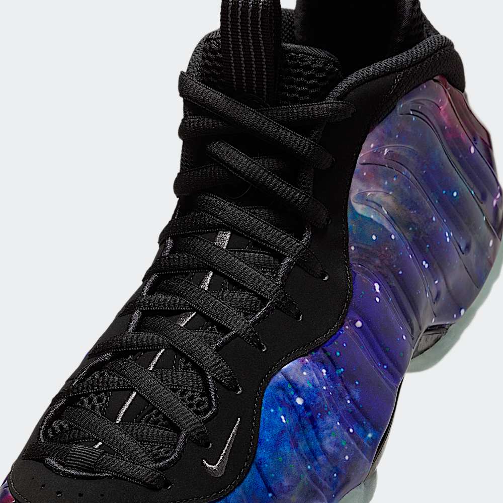 Nike Air Foamposite One QS 