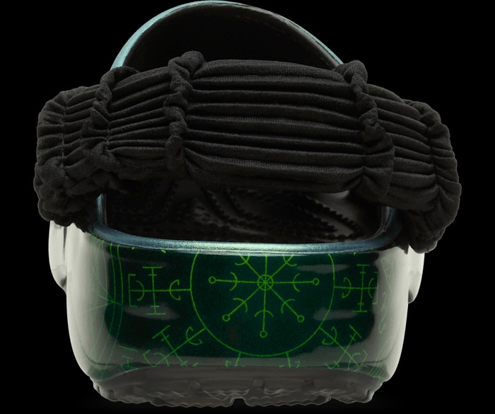 Wicked Elphaba x Crocs Classic Clog | 210524-90H | Grailify display picture 2