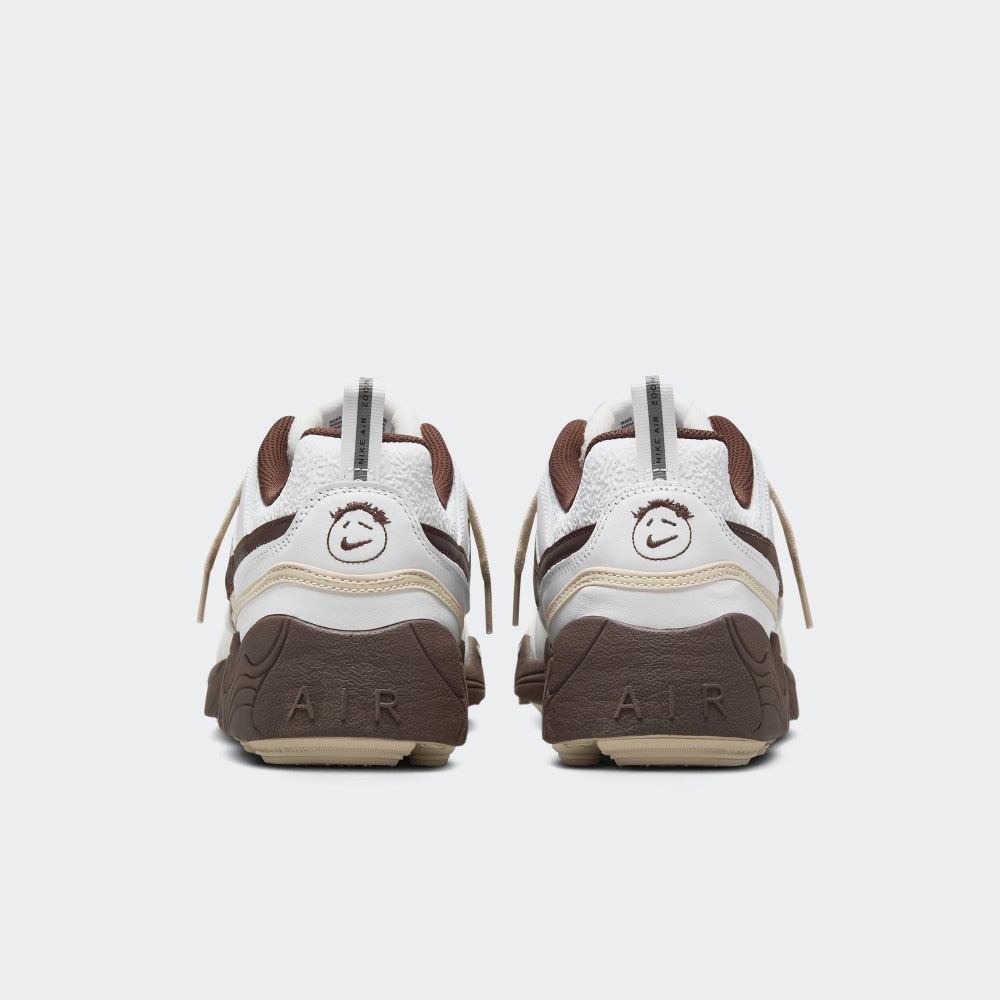 Travis Scott x Nike Zoom Field Jaxx 