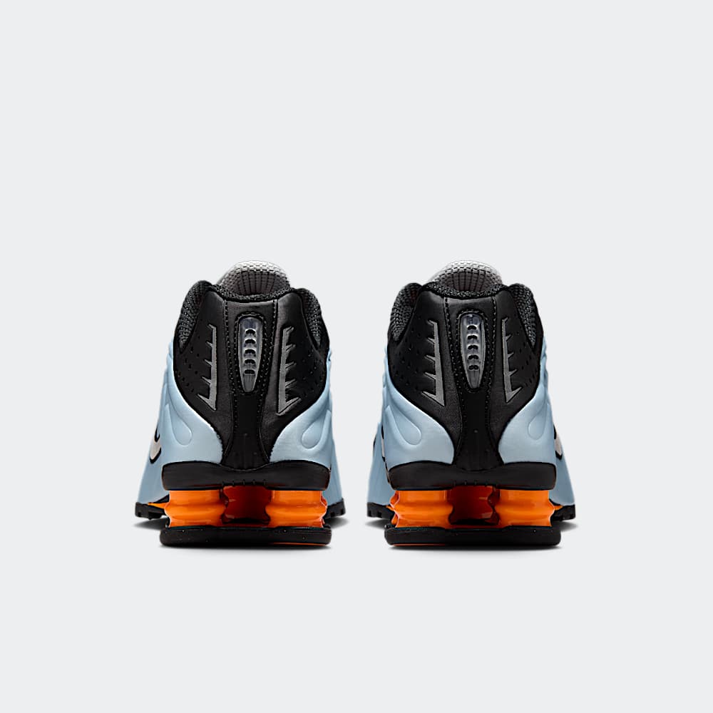 Nike Shox R4 