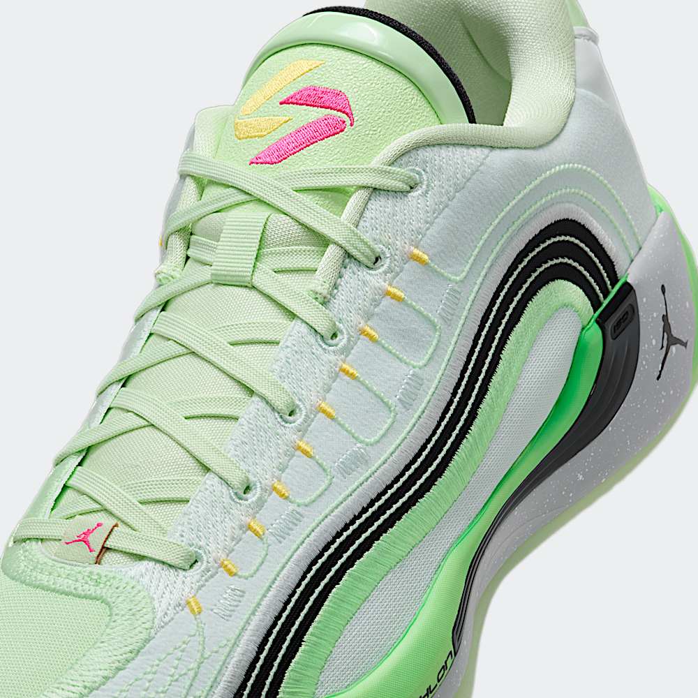 新品Nike Jordan Luka 4 Space Navigator27cm Jordan Luka 4 