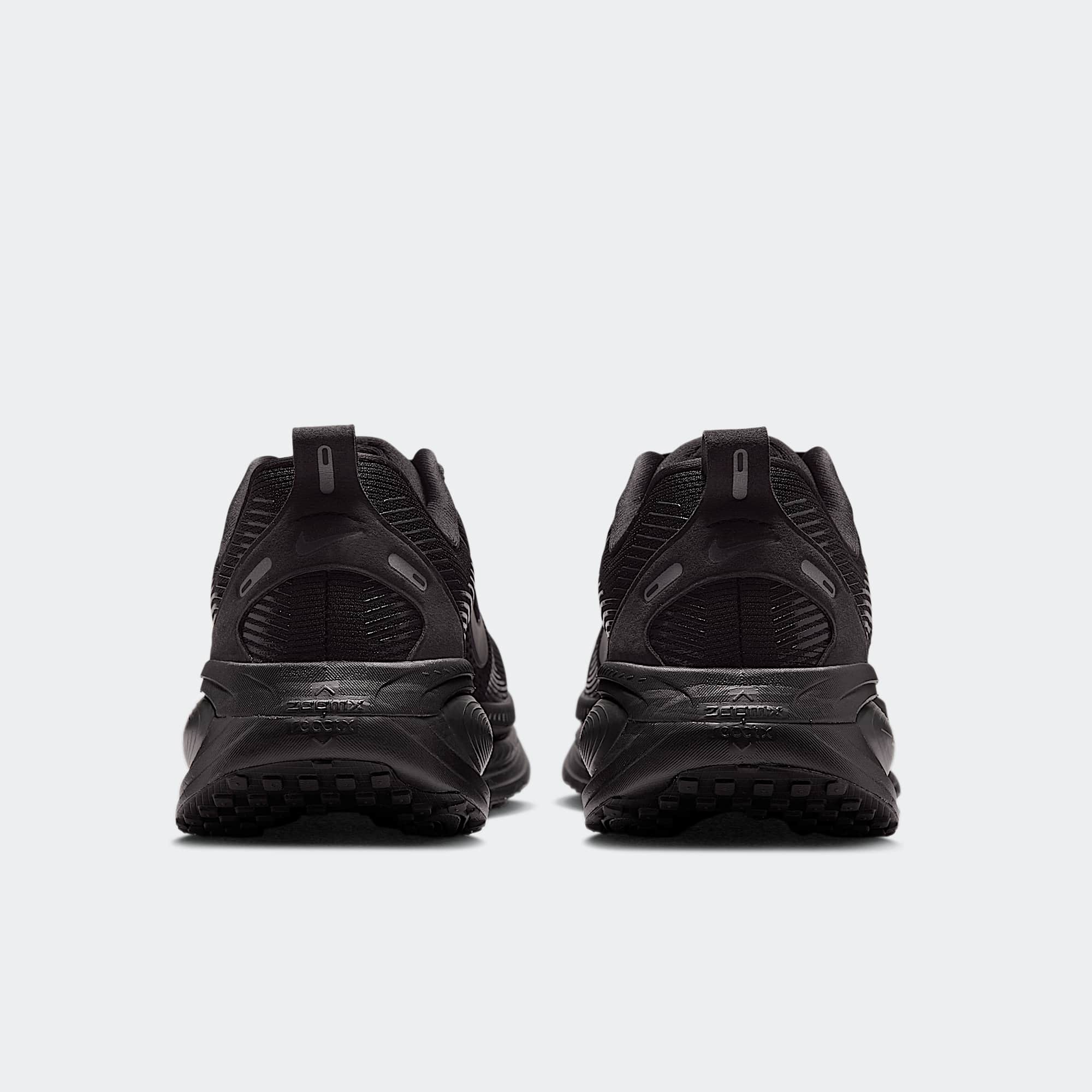 Nike Vomero 18 
