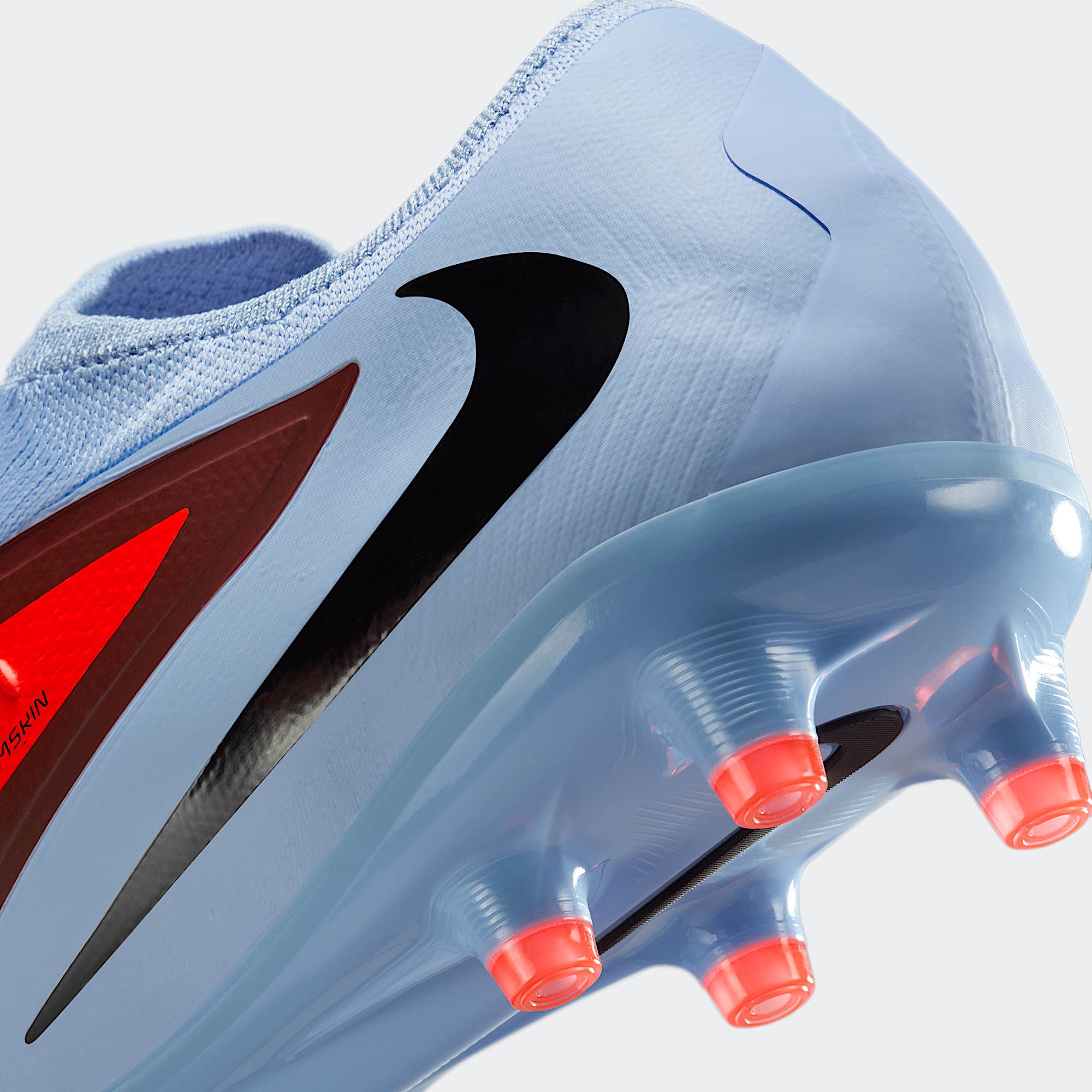 Nike Phantom 6 Low Pro AG  display picture 1