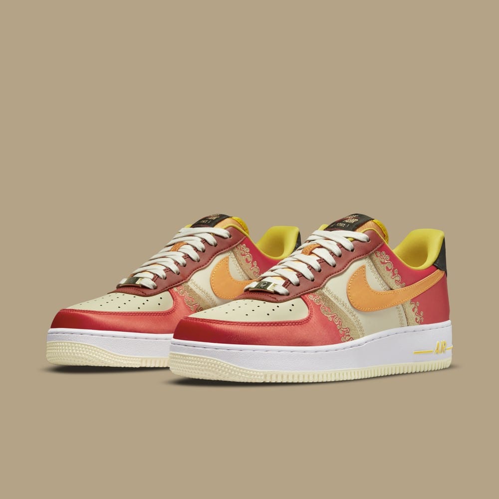 Nike-Air-Force-1-Little-Accra-  display picture 3
