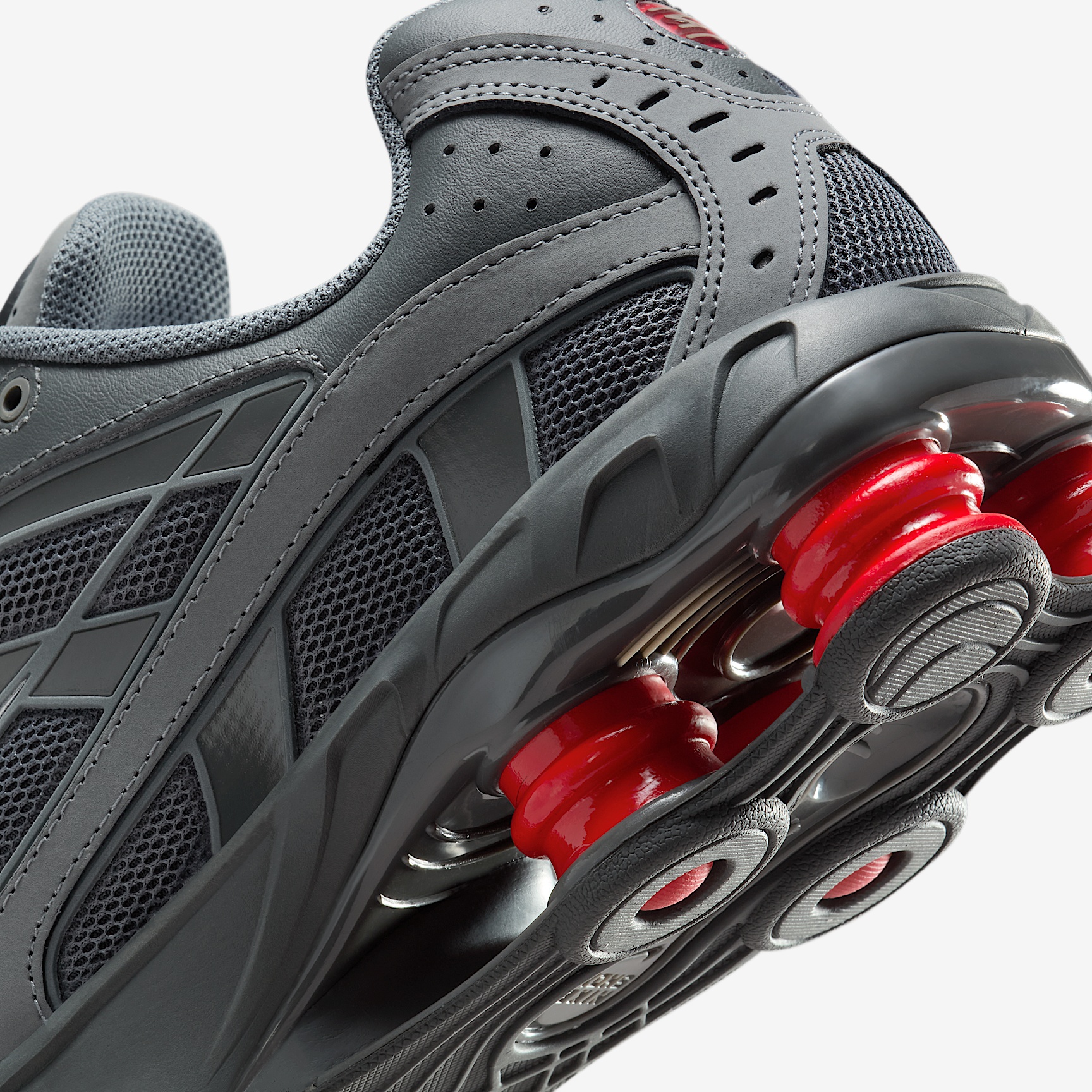 Nike Shox Ride 2 Smoke Grey University Red Men’s Sneakers IM5999 084 size 10 Nike Shox Ride 2 Smoke Grey University Red IM5999-084 main image 2