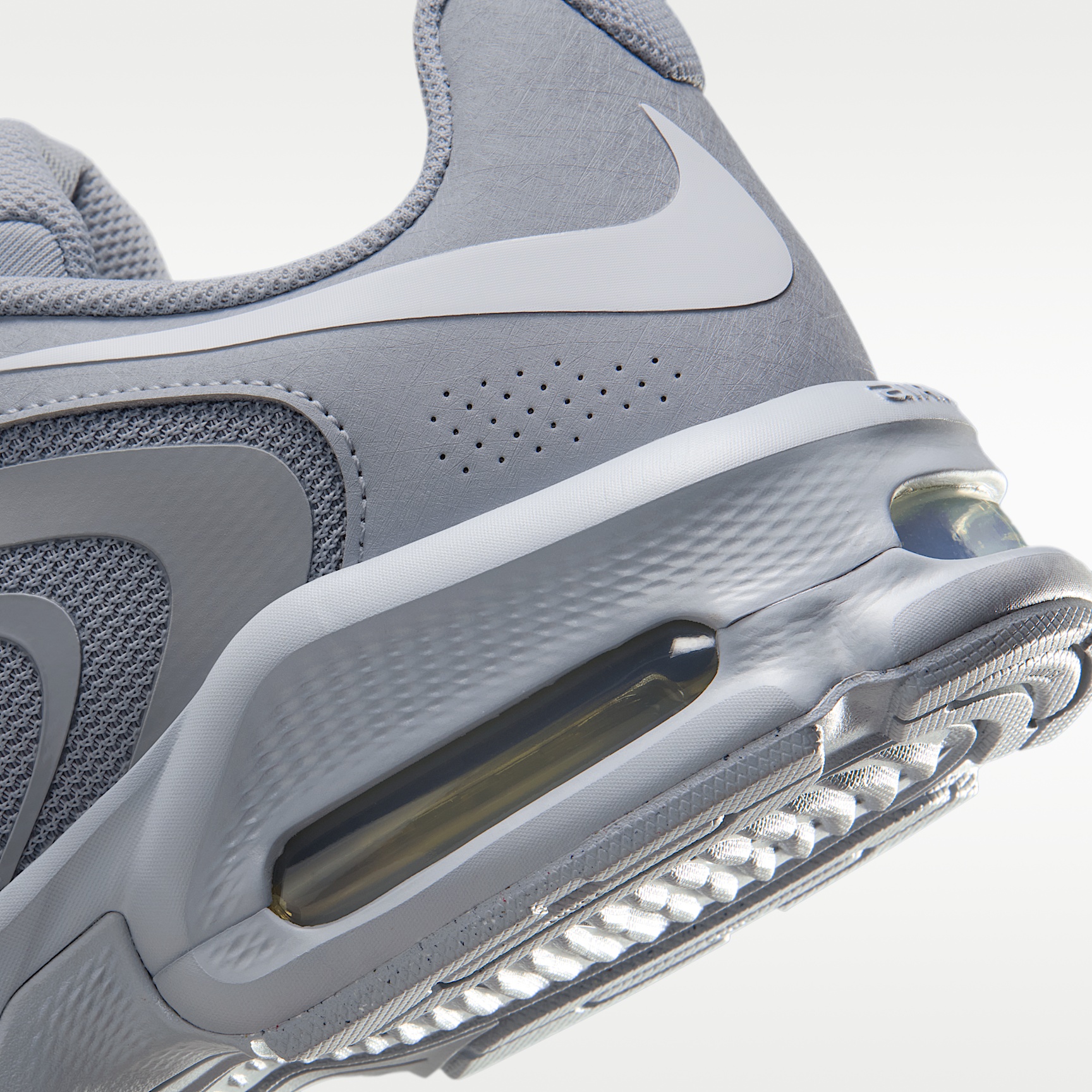 Nike Air Max Fire Casual Shoes Sneakers Wolf Grey White Mens 8 Like New Brand New Nike Air Max Ivo Wolf Grey Sneakers Men main image 4
