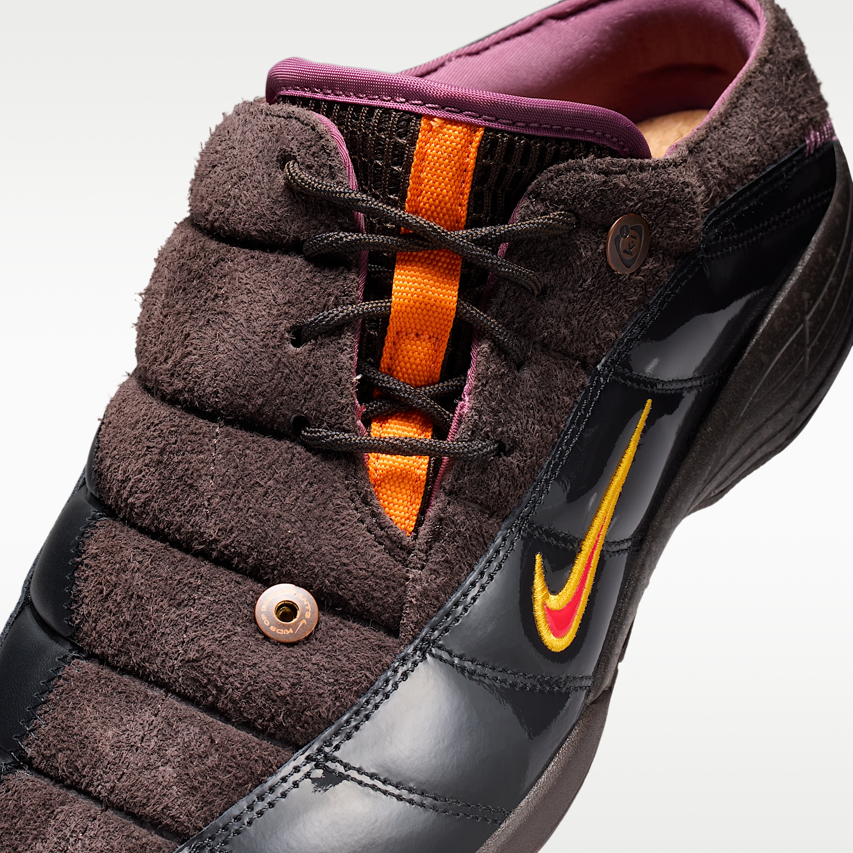 Kids of Immigrants x Nike Total 90 Mule 
