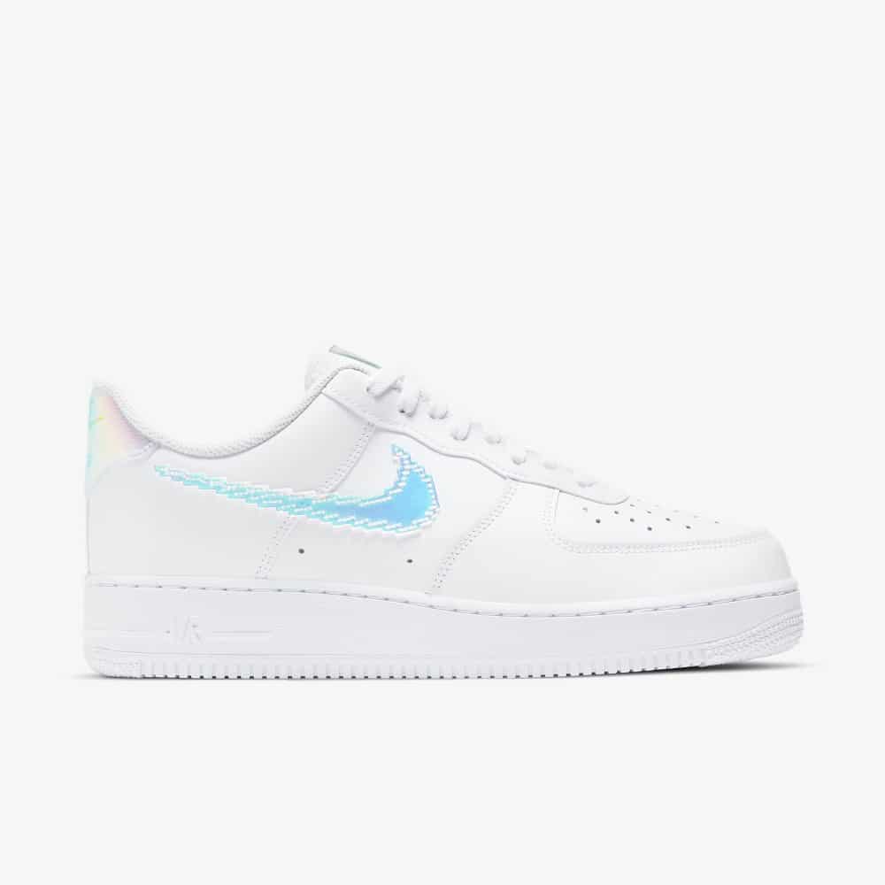 Pixel Holo Nike Air Force Air Force LV8 Iridescent Pixel EUC