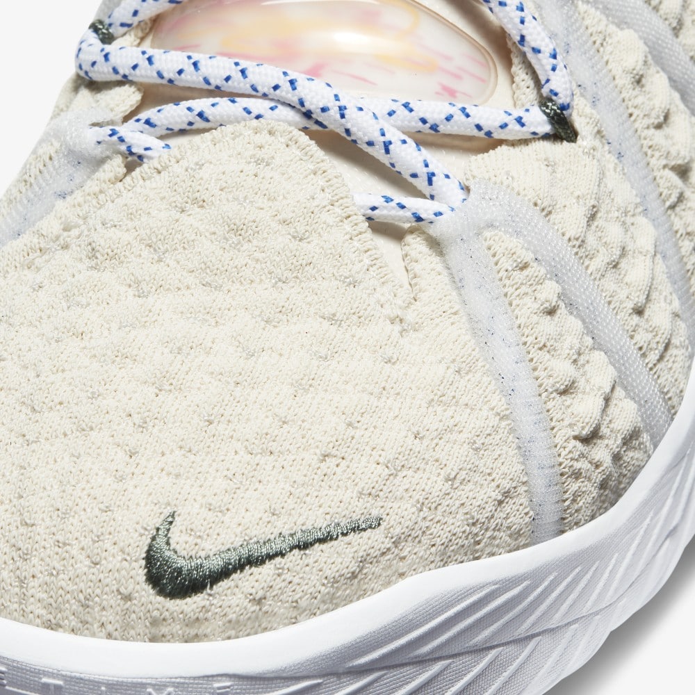 Nike Lebron 18 Los Angeles By Day | DB8148-200 | Grailify display picture 3