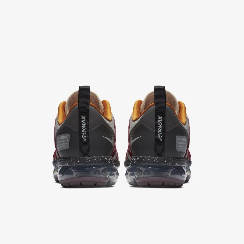 Nike Air Vapormax Run Utility Desert Ore | AQ8810-200 | Grailify display picture 3