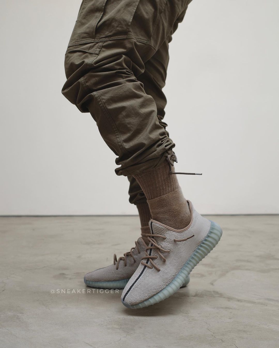 Cargo best sale pants yeezy