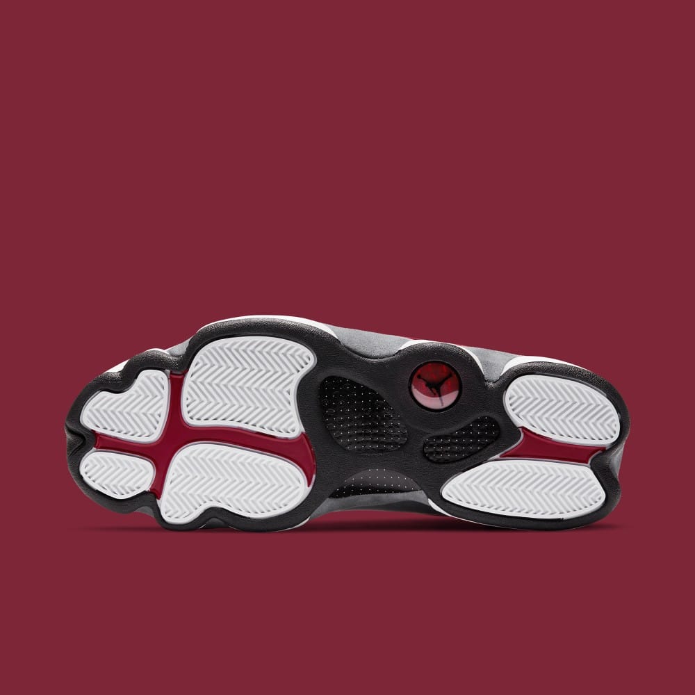 Jordan 13 red outlet bottom