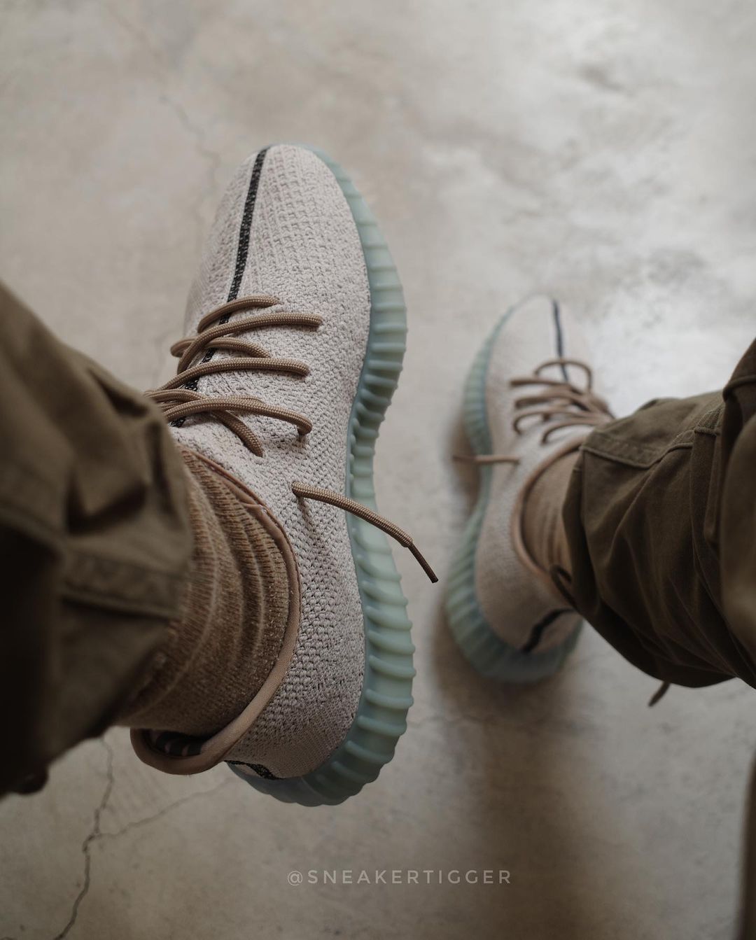 Aqua blue yeezys online