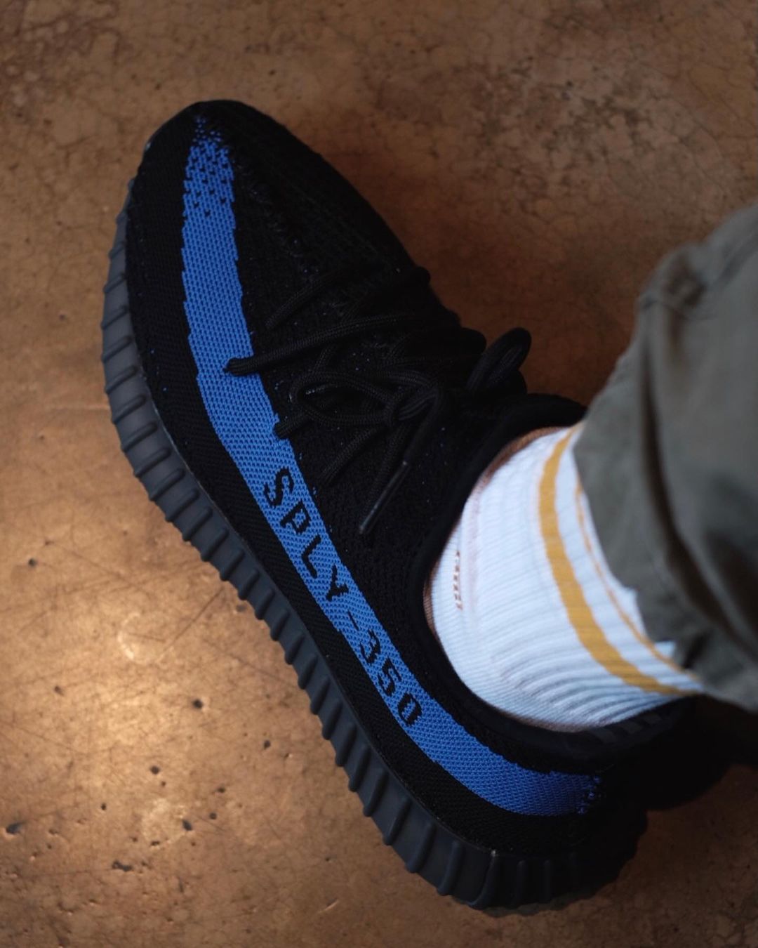 Yeezy sales blue stripe