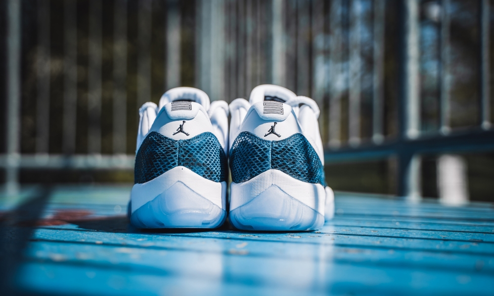 11s snakeskin blue