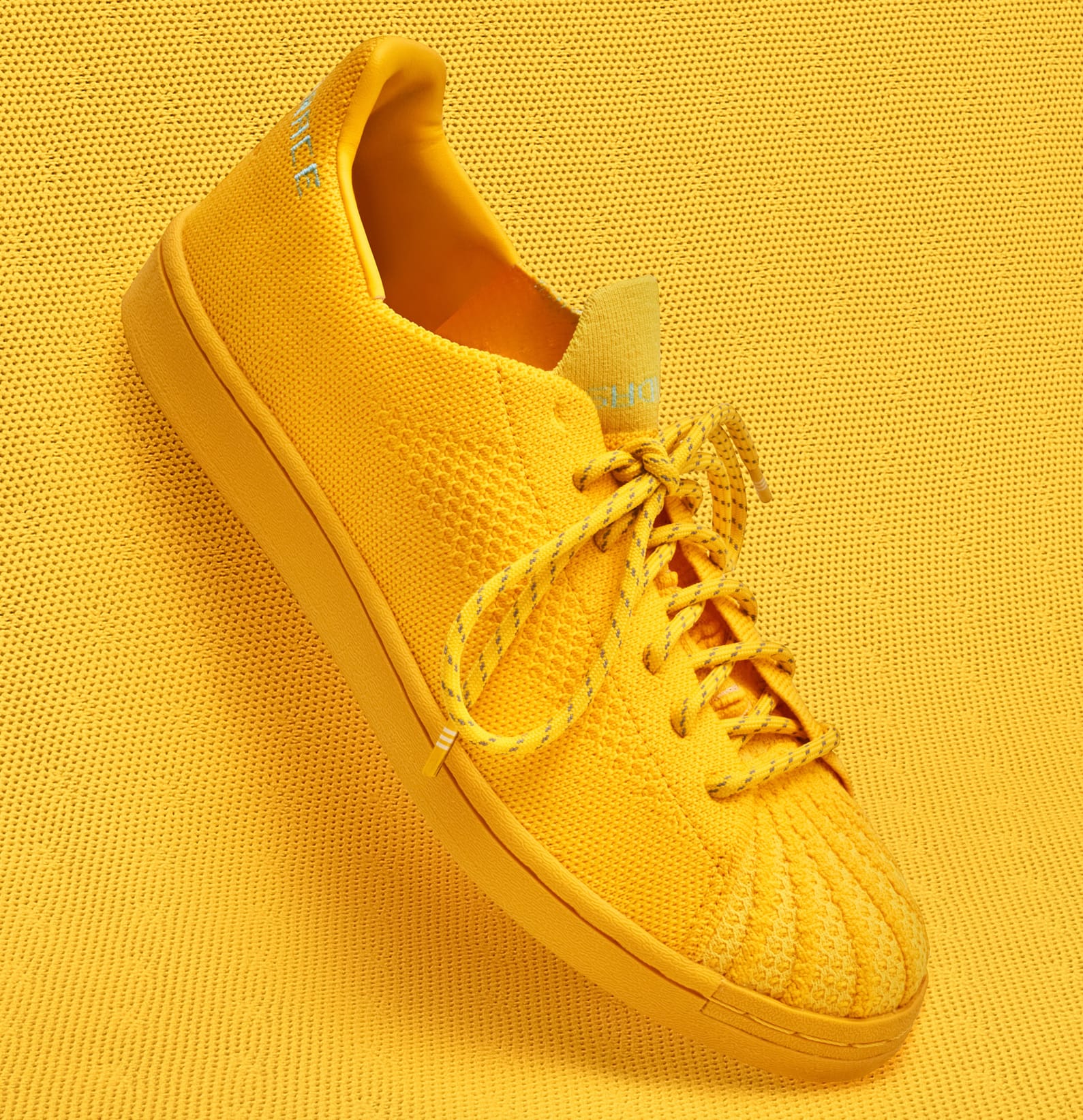 Pharrell williams best sale adidas canada