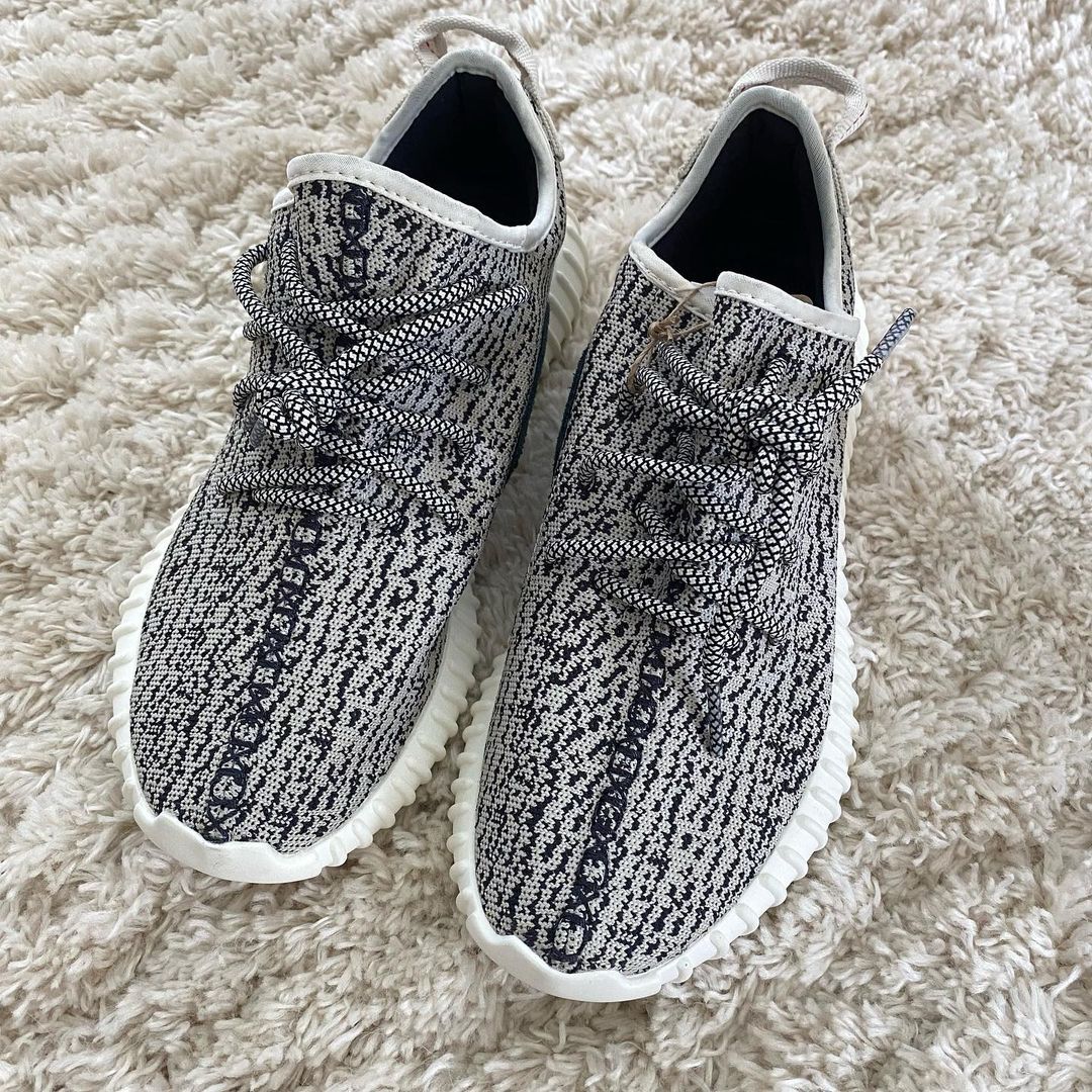 Yeezy turtle sales dove release