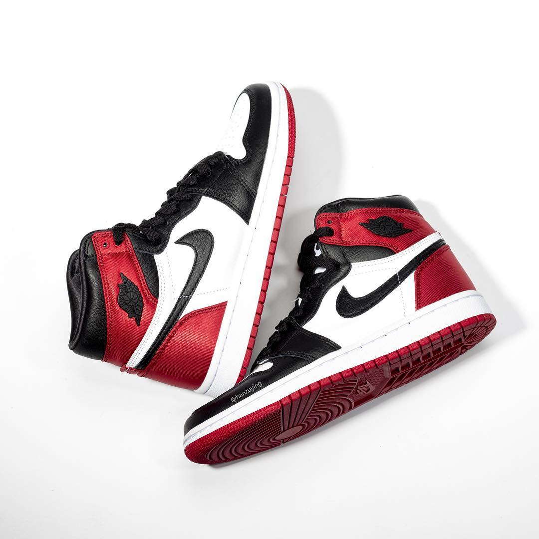 Jordan 1 black clearance toe satin release date