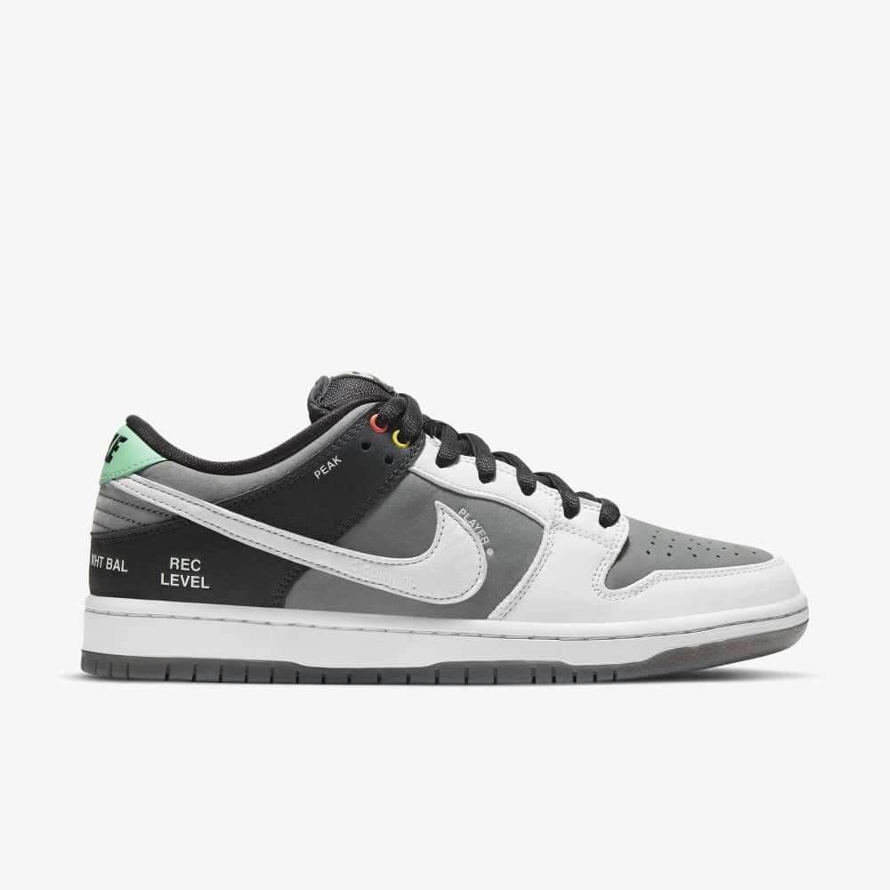 Dunk Low | CV1659-001 | Grailify