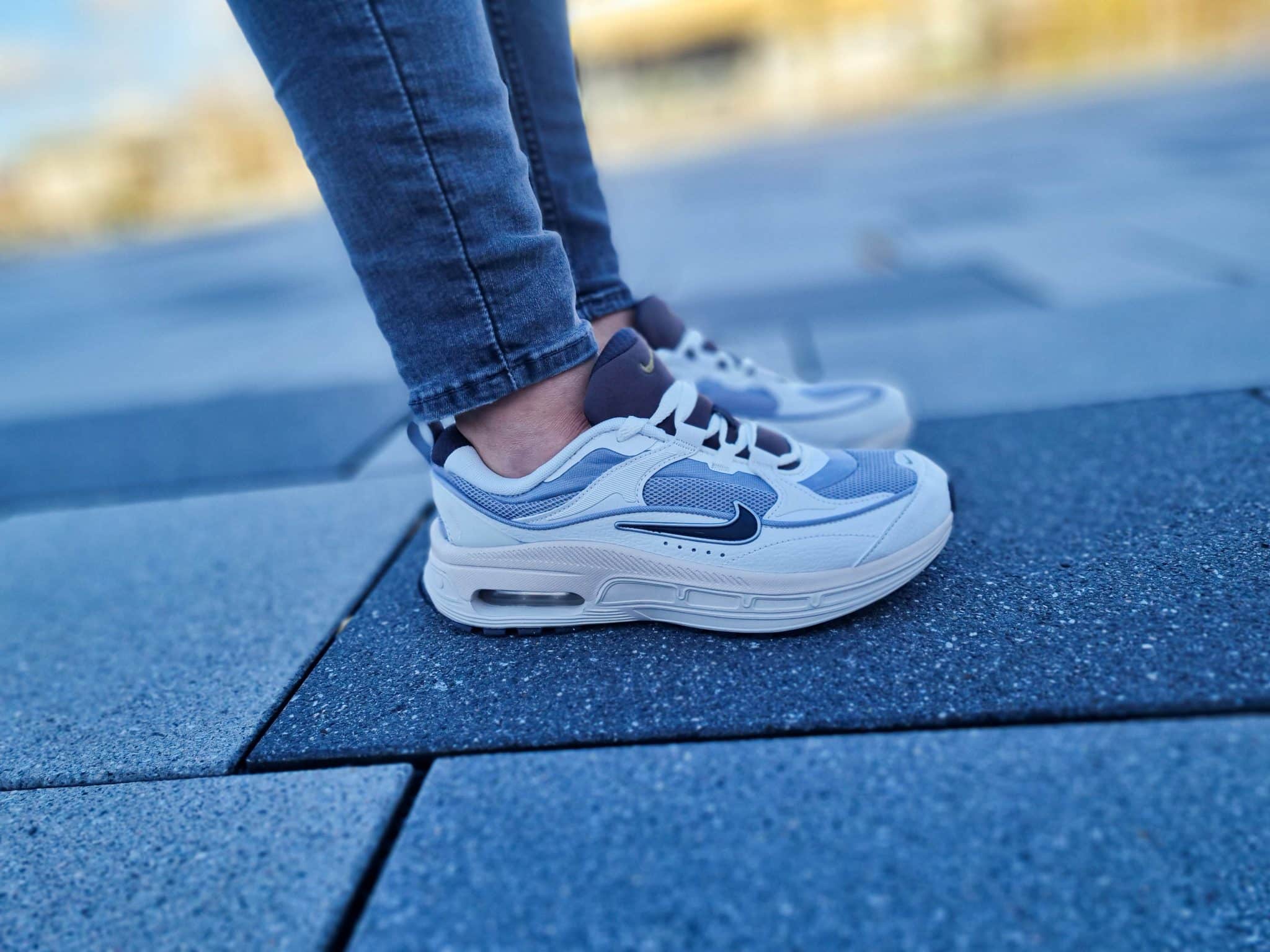 nike air max grey and teal