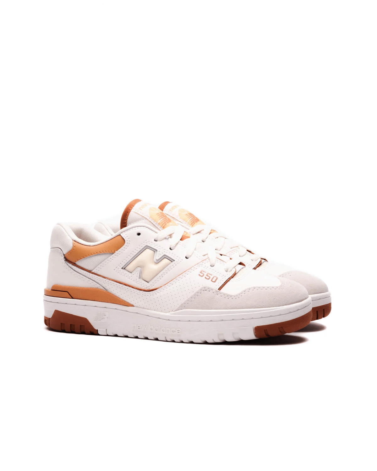 NEW BALANCE 550 IN CAFE AU LAIT (W)