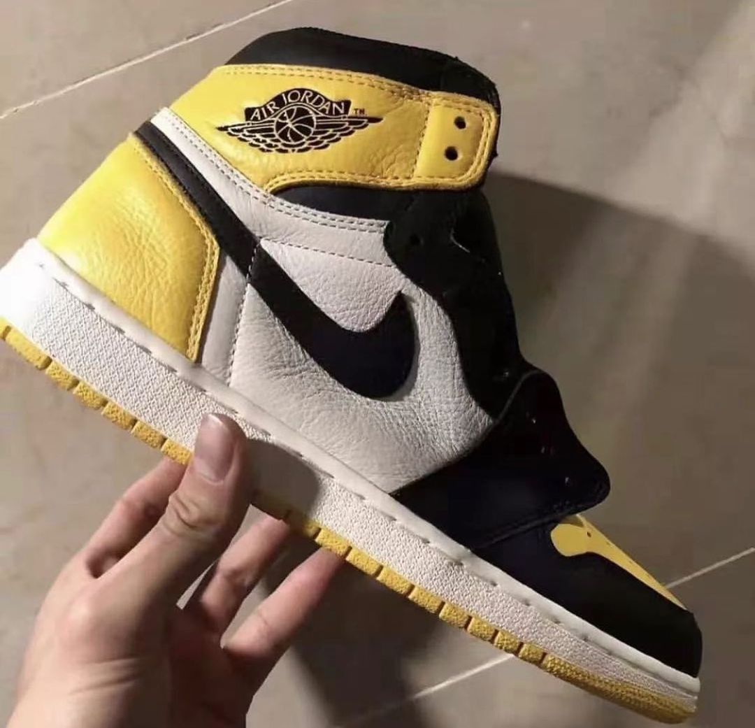 Air jordan 1 yellow best sale toe 2019