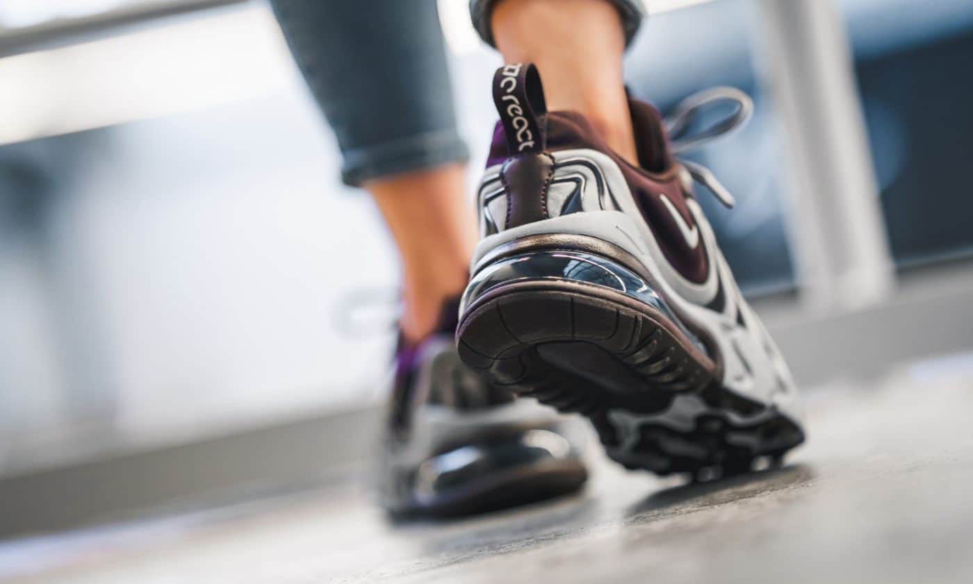 Nike air max 270 womens burgundy best sale