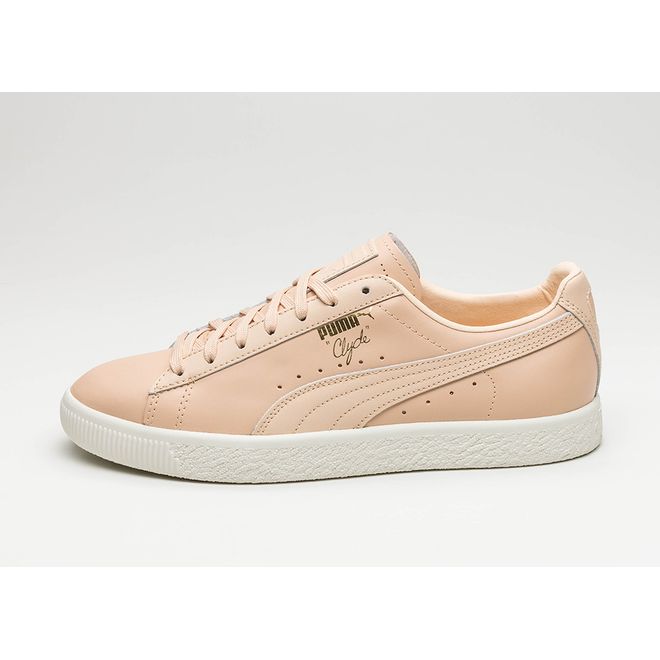 Puma clyde clearance natural