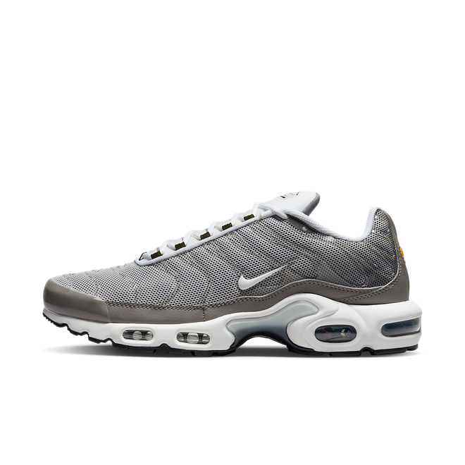 Nike Air Max Plus SE DV7665 002 Grailify