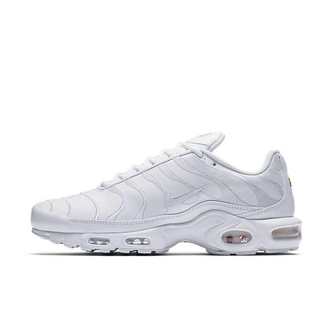 White leather store nike tn