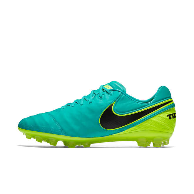 Nike Jr. Tiempo Legend 10 Academy 30 Little/Big Kids' IC Soccer