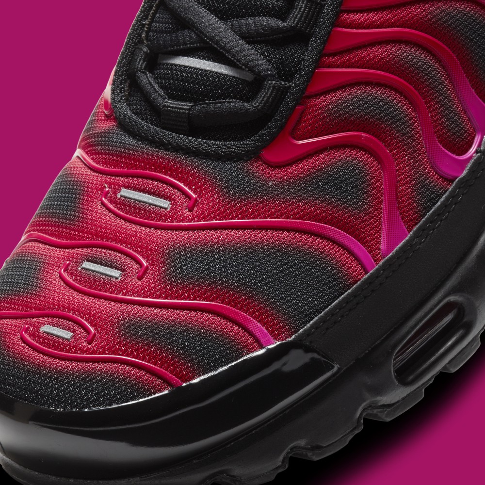 Supreme x Nike Air Max Plus Collab 2020 | Grailify