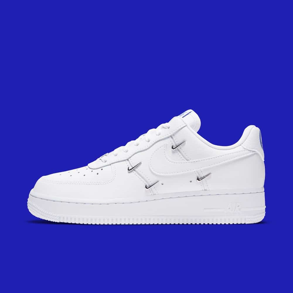 Af1 metallic swoosh online