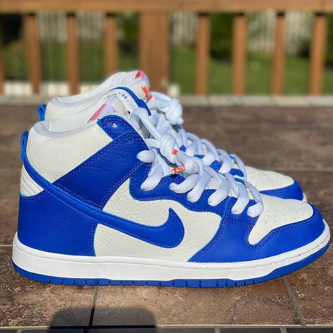 Nike SB Dunk High Pro ISO Kentucky