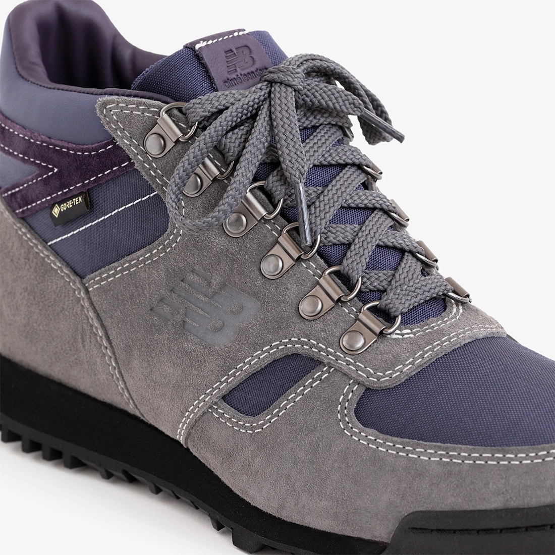 New balance gore hot sale tex hiking boots