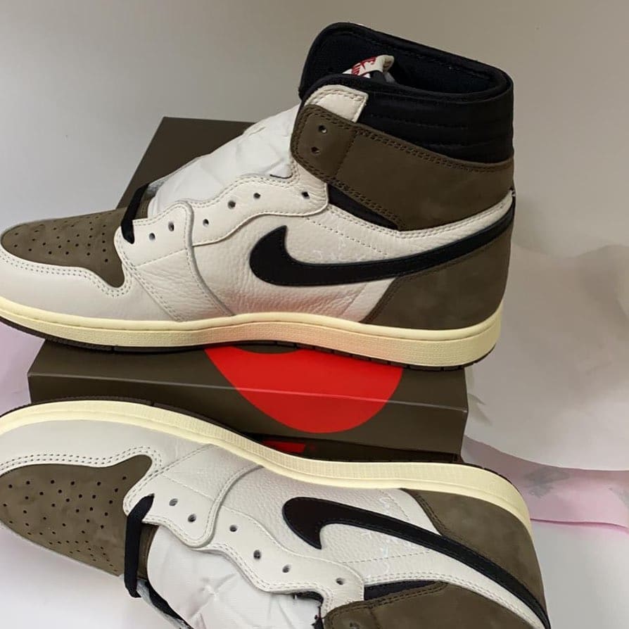 HOW TO WEAR THE AIR JORDAN 1 HIGH TRAVIS SCOTT (DOs and DONTs