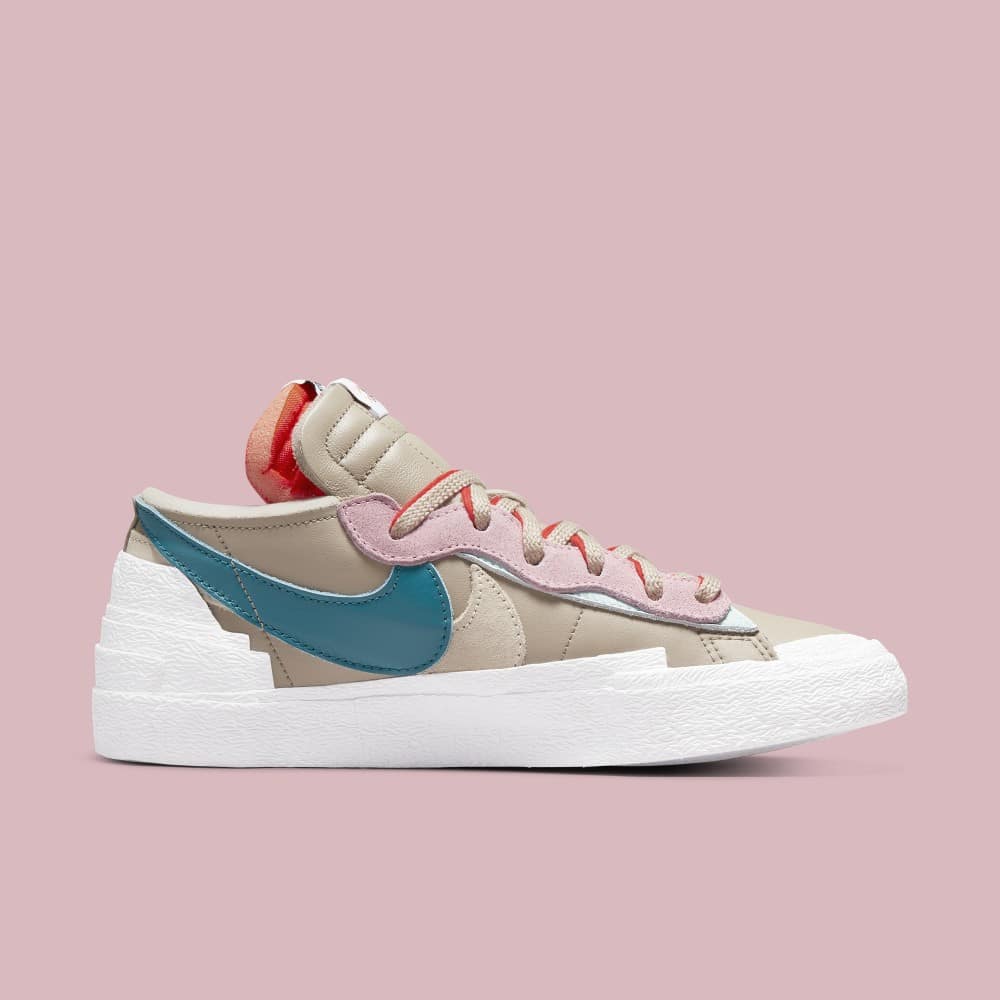 Nike sacai blazer hot sale release date