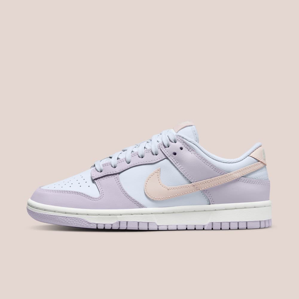 nike dunk low easter 2022