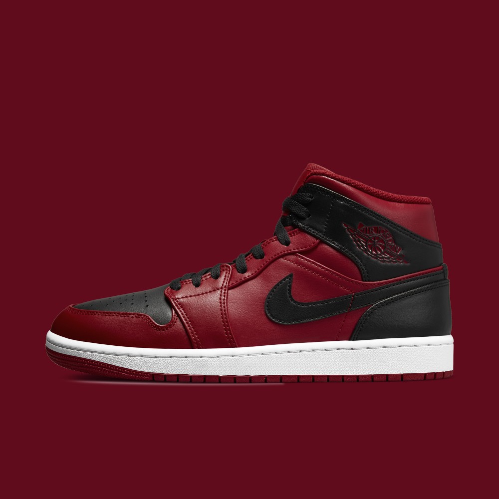 Jordan 1 mid reverse hotsell bred (gs)