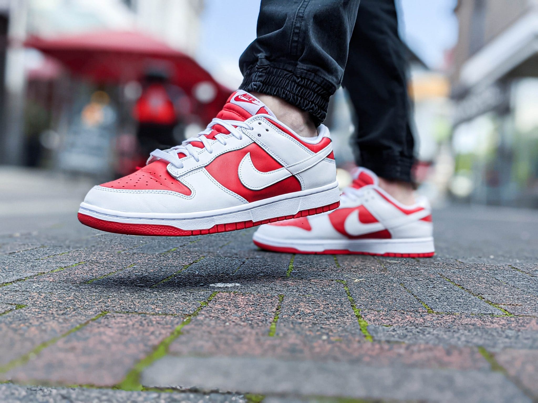 スニーカーNIKE ナイキ ダンクLow Championship Red