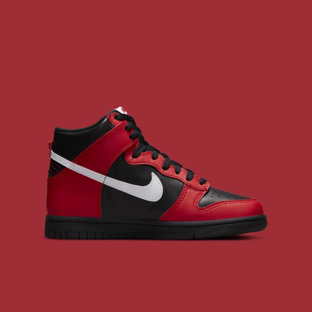 Nike dunks shop high black red