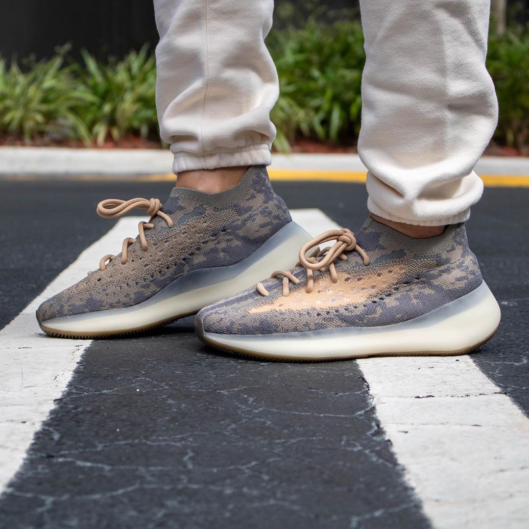 YEEZY BOOST 380 MIST