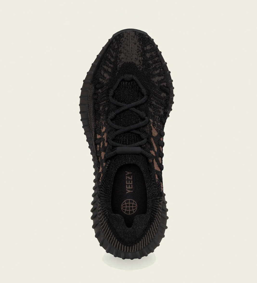 So sieht der adidas Yeezy Boost 350 V2 CMPCT Slate Carbon aus