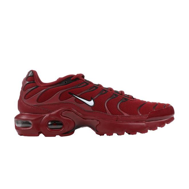 Team red nike hot sale air max plus