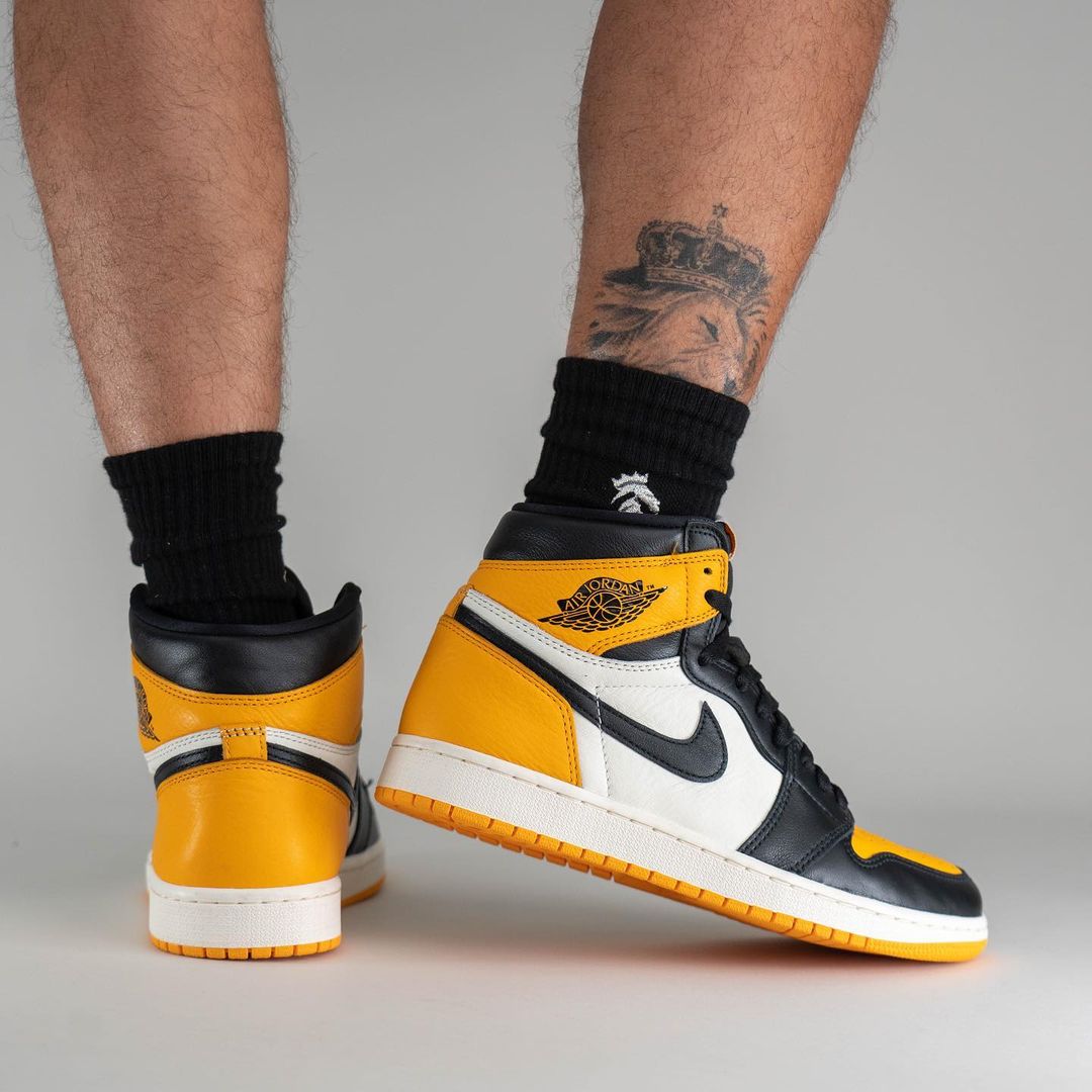 Nike jordan best sale 1 yellow toe