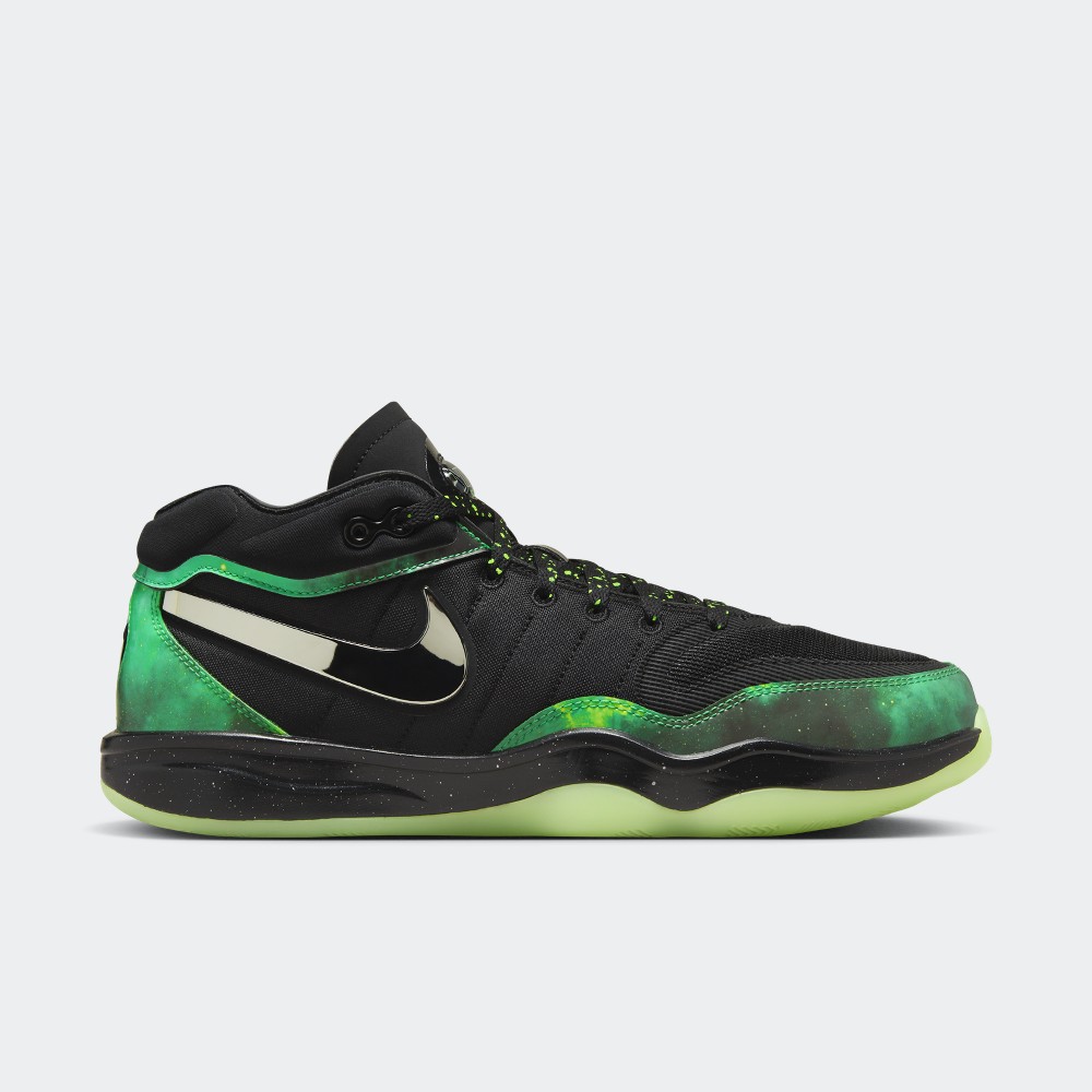 Black and green nike basketball shoes online